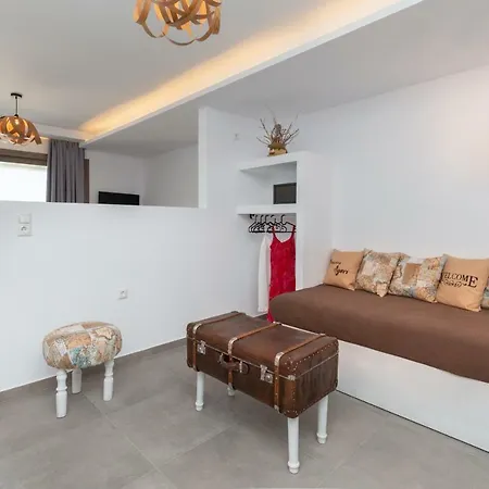 Apartment Ageri
