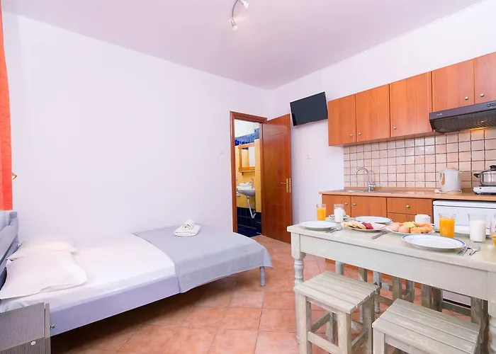 Ageri 公寓 波托什